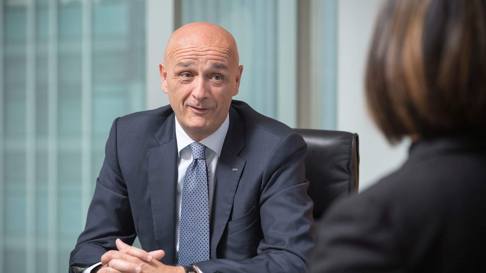 Edoardo Podesta, COO Air & Sea Logistics and Managing Director of the Asia Pacific Business Unit, emphasizes that even the most intelligent system needs people to design, implement and maintain. Edoardo Podesta, COO Air & Sea Logistics and Managing Director of the Asia Pacific Business Unit, emphasizes that even the most intelligent system needs people to design, implement and maintain.